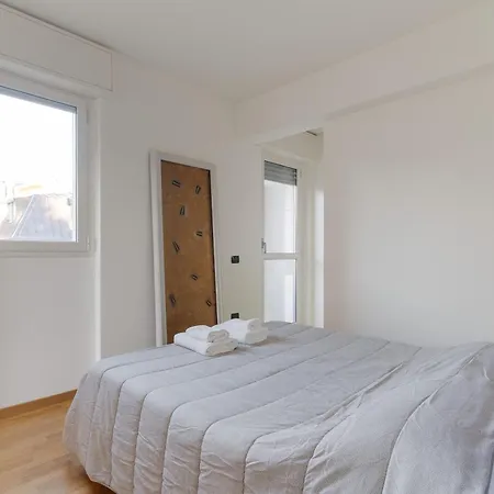 아파트 Guesthost - Bright M1 Precotto